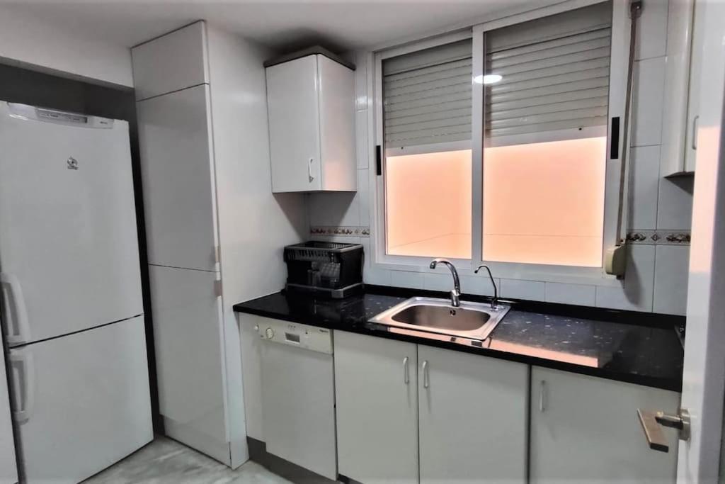 Apartamento En Primera Linea De Playa, Frente Al Puerto De Aguadulce アグアドゥルセ エクステリア 写真